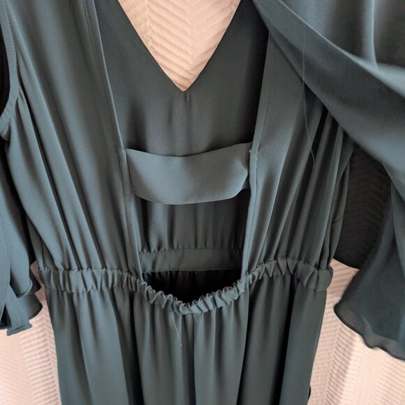 BCBGMaxAzria Brittni Chiffon Cape Dress Forest Green XS Split Back Wedding Guest - Picture 10 of 15
